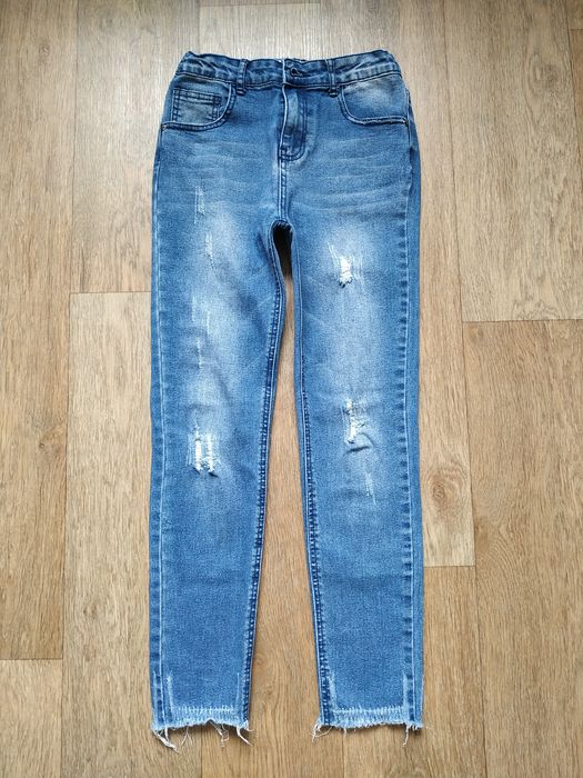 Продам джинсы,мом,denim, skinny на девочку 8-10 лет 146
