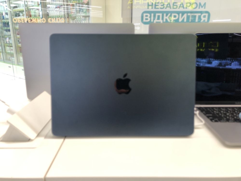 MacBook Air 13.6 M2 2022 8GB 512GB • ГАРАНТІЯ ＞Київ ТЦ “LAKE PLAZA”