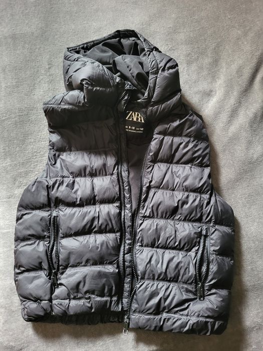 Bezrękawnik Zara 140 cm czarny chlopięcy