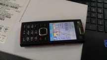 Телефон Nokia X2-00  RM-618
