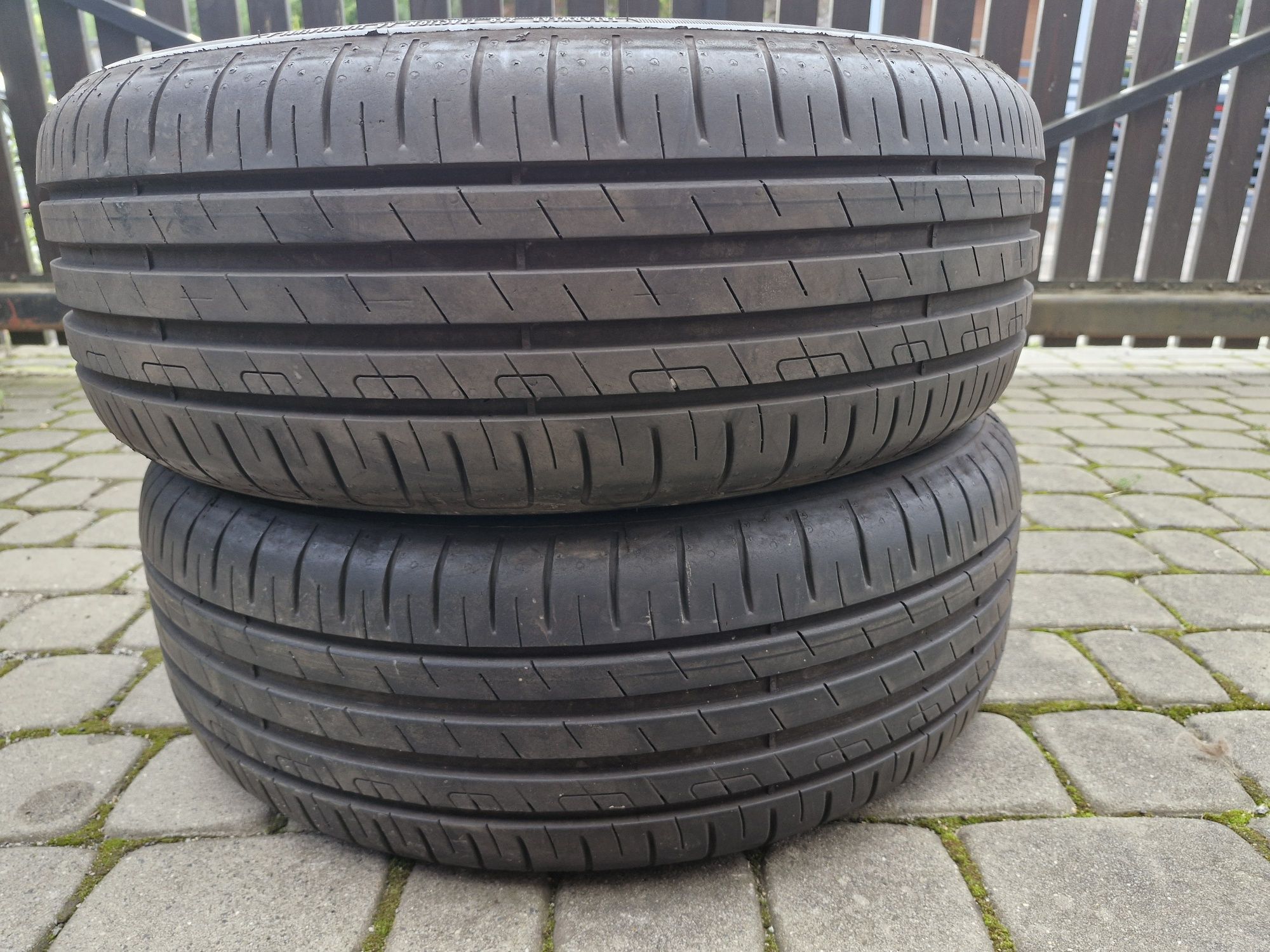 Goodyear efficient grip 215/55 R17 2024r.