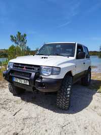 Mitsubishi Pajero 3000 V6