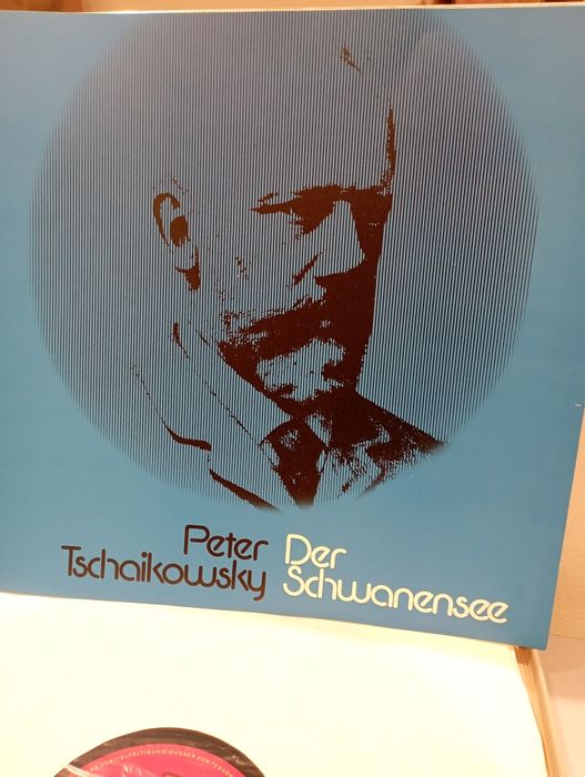 3 LP's com música de Tschaikowsky