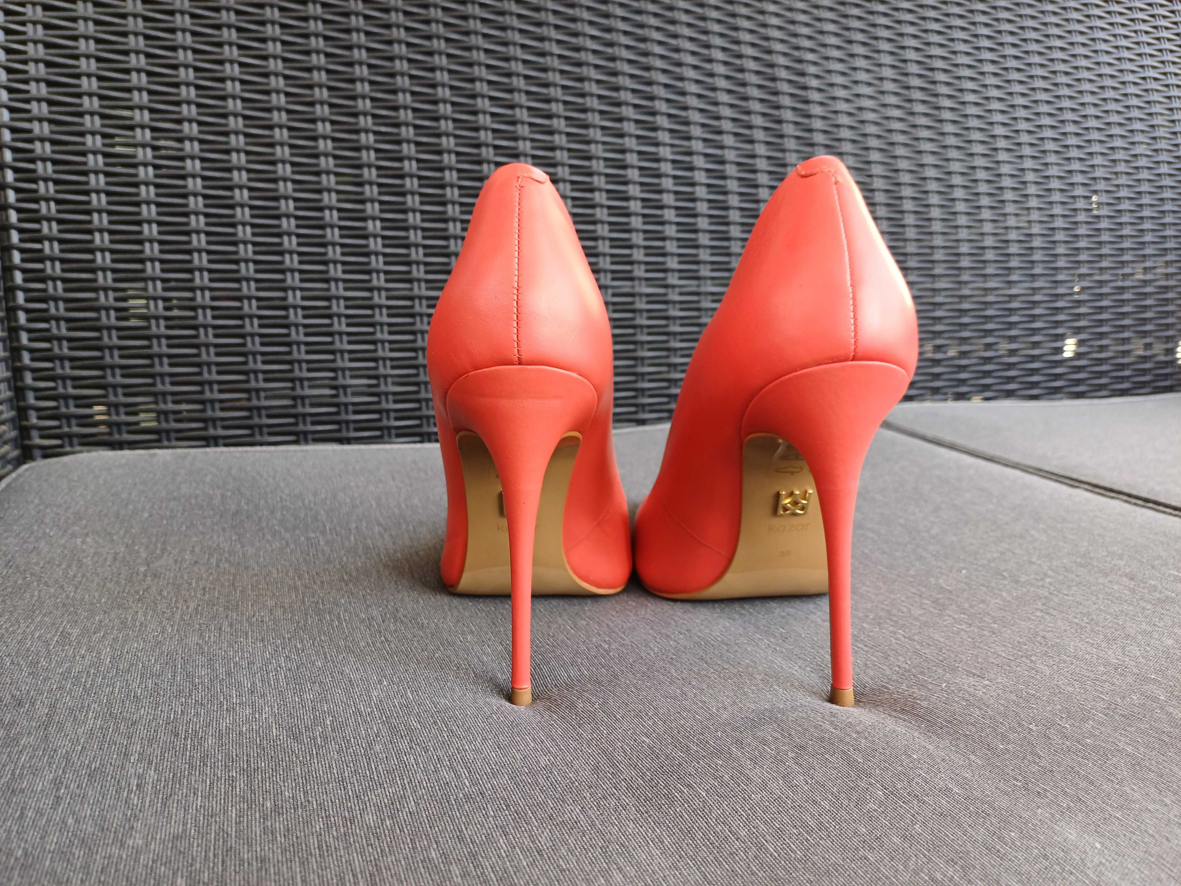 Nowe Szpilki Kazar New Bella 39