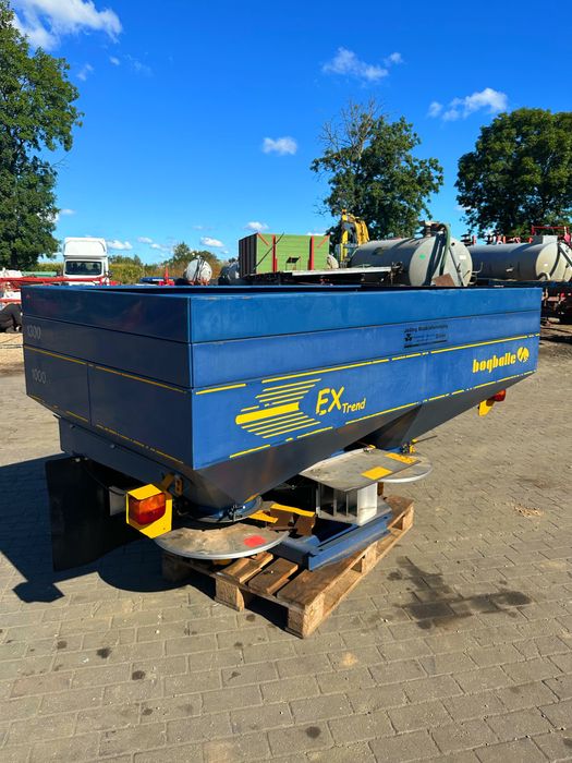Rozsiewacz nawozów Bogballe EX Trend 1500 kg rozrzut od 15 do 24m