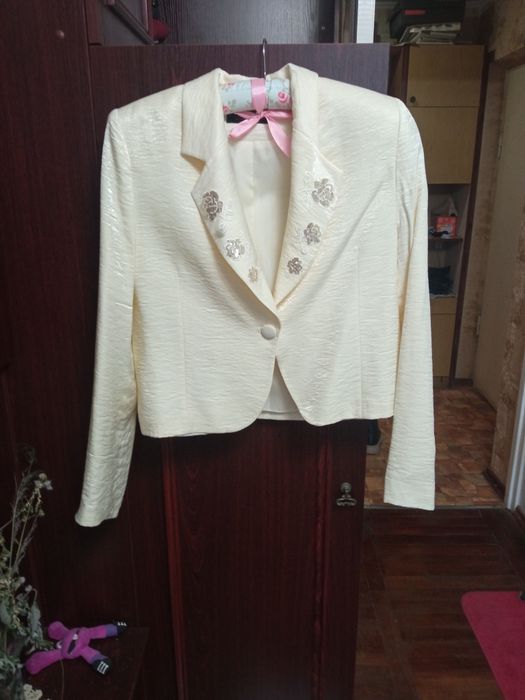 Піджак жіночий нарядний