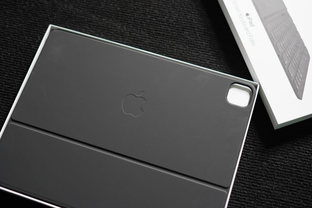 Ipad (Smart Keyboard Folio) NOVO