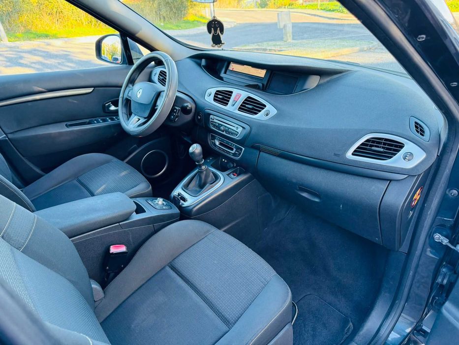 Renault Grand Scenic 1.5 7 Lugares Estimada