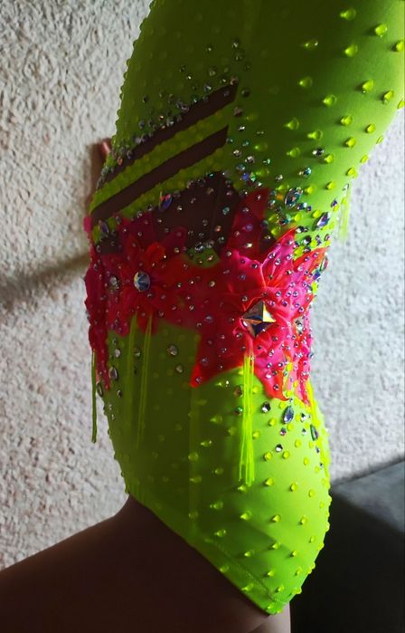 Купальник для художньої гімнастики. Купальник для художественной