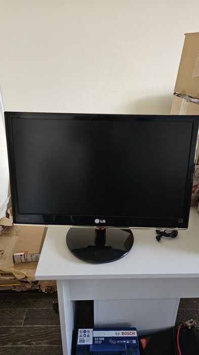 Монітор LG IPS236 v