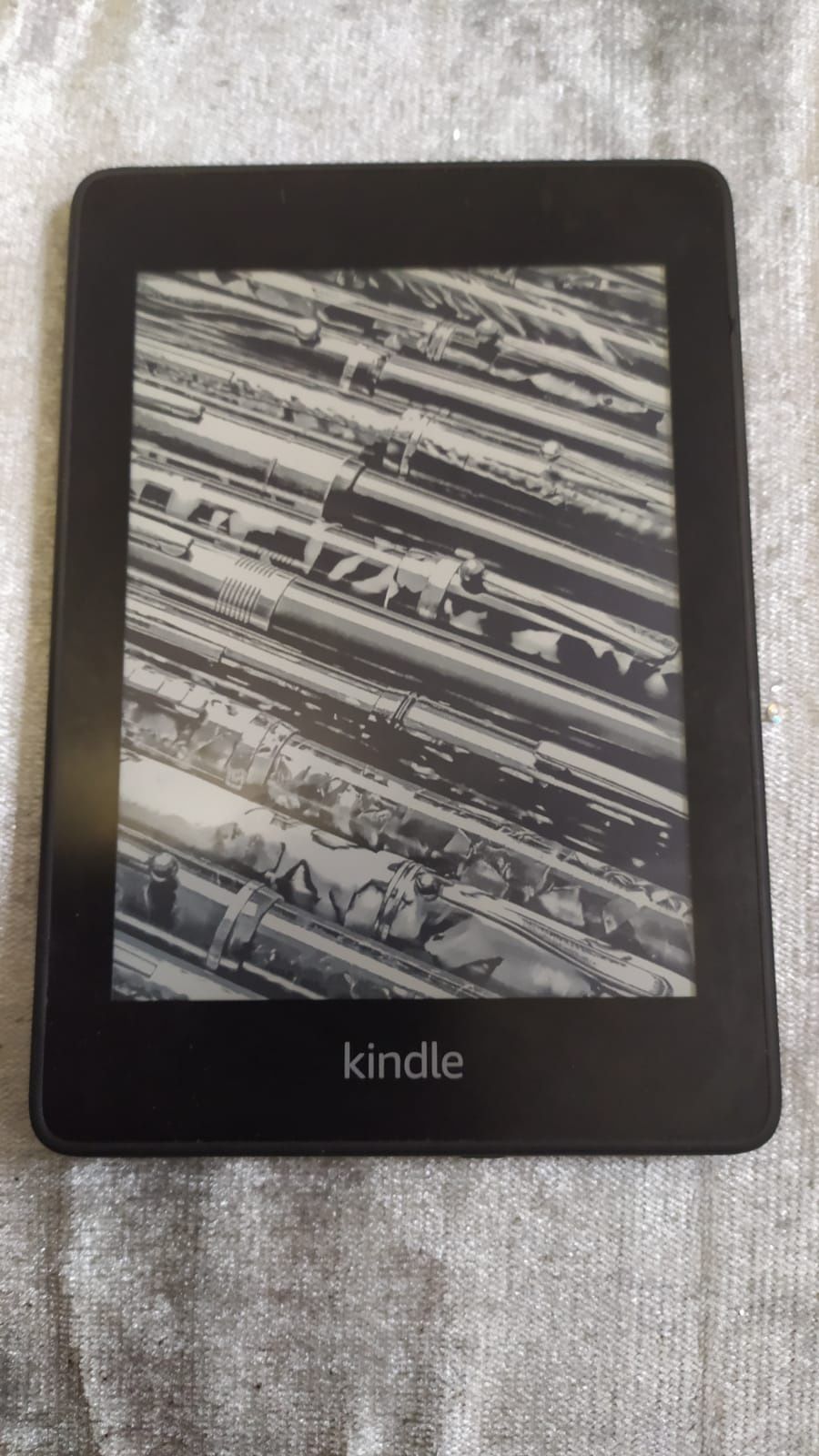 Електронна книга Amazon Kindle 10, Trekstor ebr30