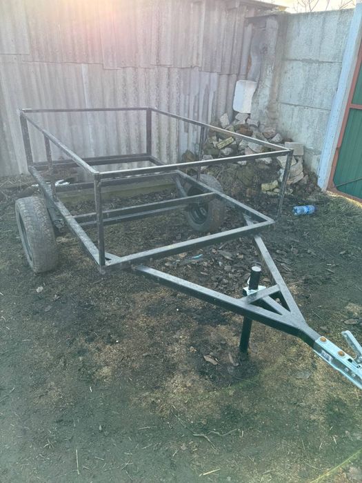 Продам прицеп  2-1.3