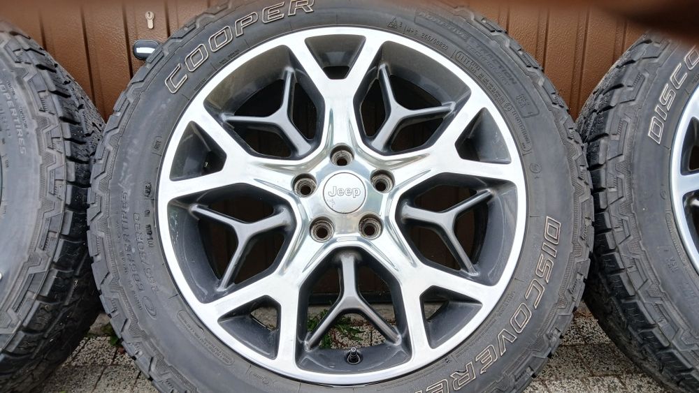 20" kola  Jeep Grand Cheeroke  5x127  265/50/20  Durango  Wrangler