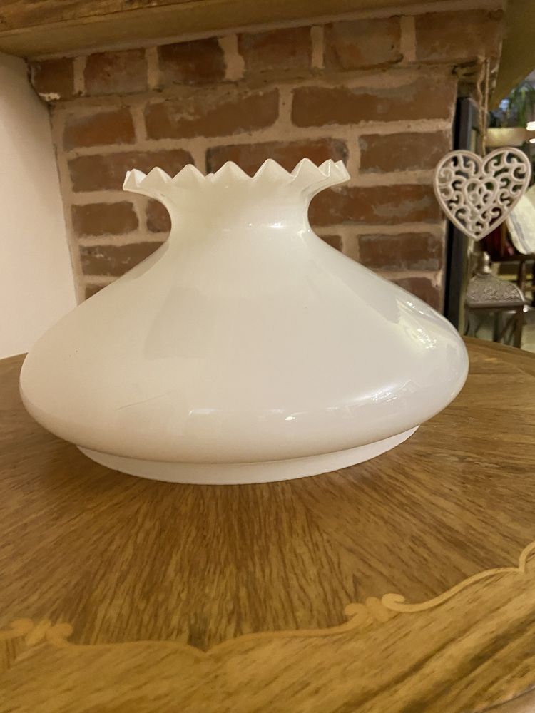 Porcelanowy Klosz do lampy naftowej Majolika