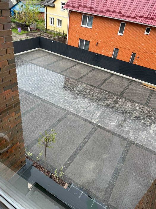 ЦЕНТР однокімнатна в клубному будинку є ГАЗ