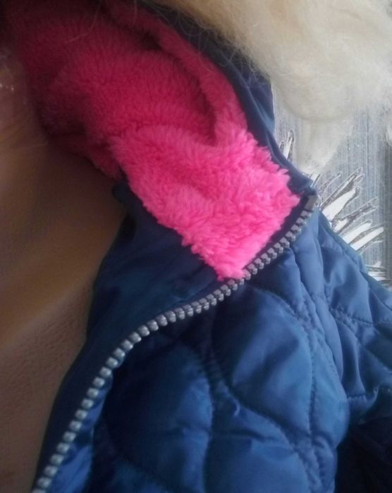 нова брендова курточка куртка модного цвета оригінал pink platinum