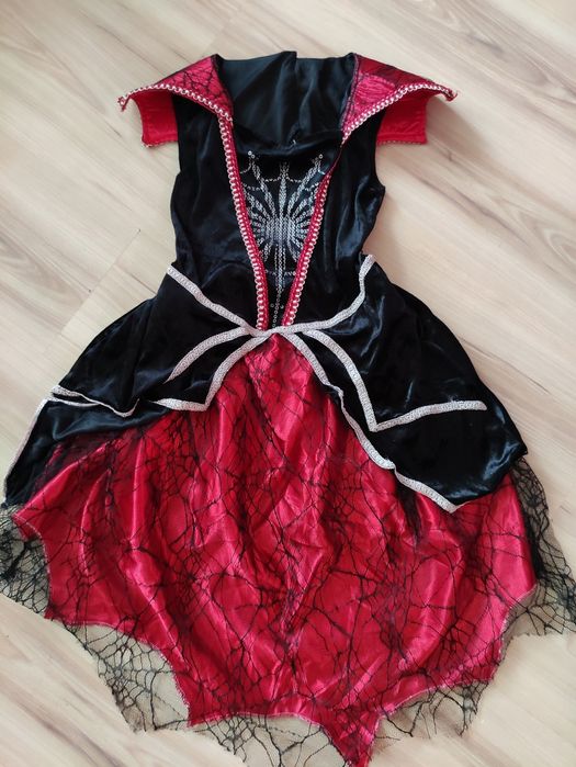 Strój wampirzycy na Halloween 7-10 lat
