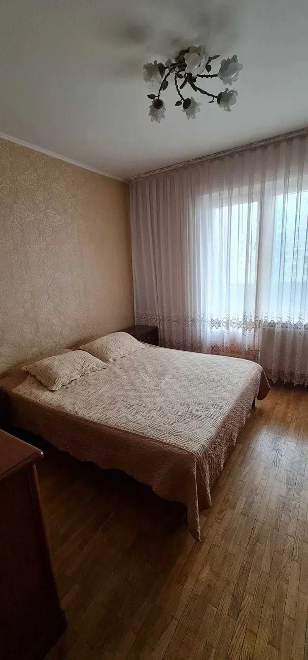 Продаж 3кімн. квартири на Позняках. Григоренко. Метро Позняки AK