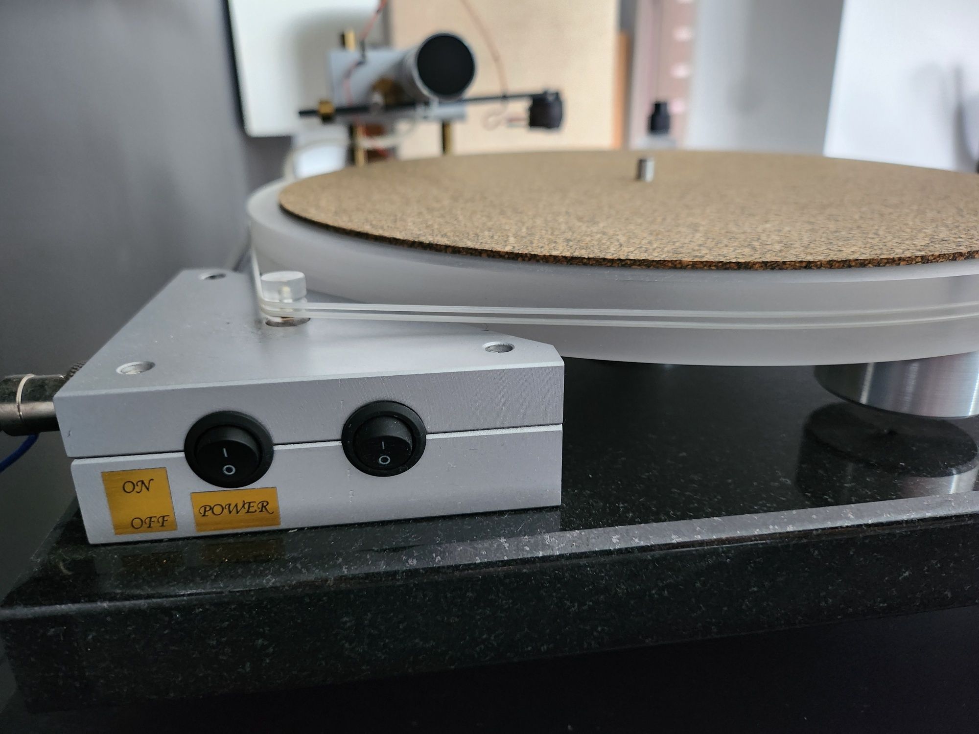 Gramofon Pre-Adio tangencjalny wkładka Clearaudio Performer V2