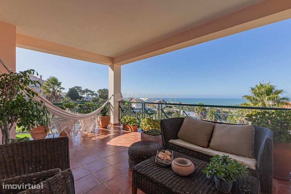 Apartamento T3 + 1 Duplex com duas varandas e vista de Mar Deslumbrant