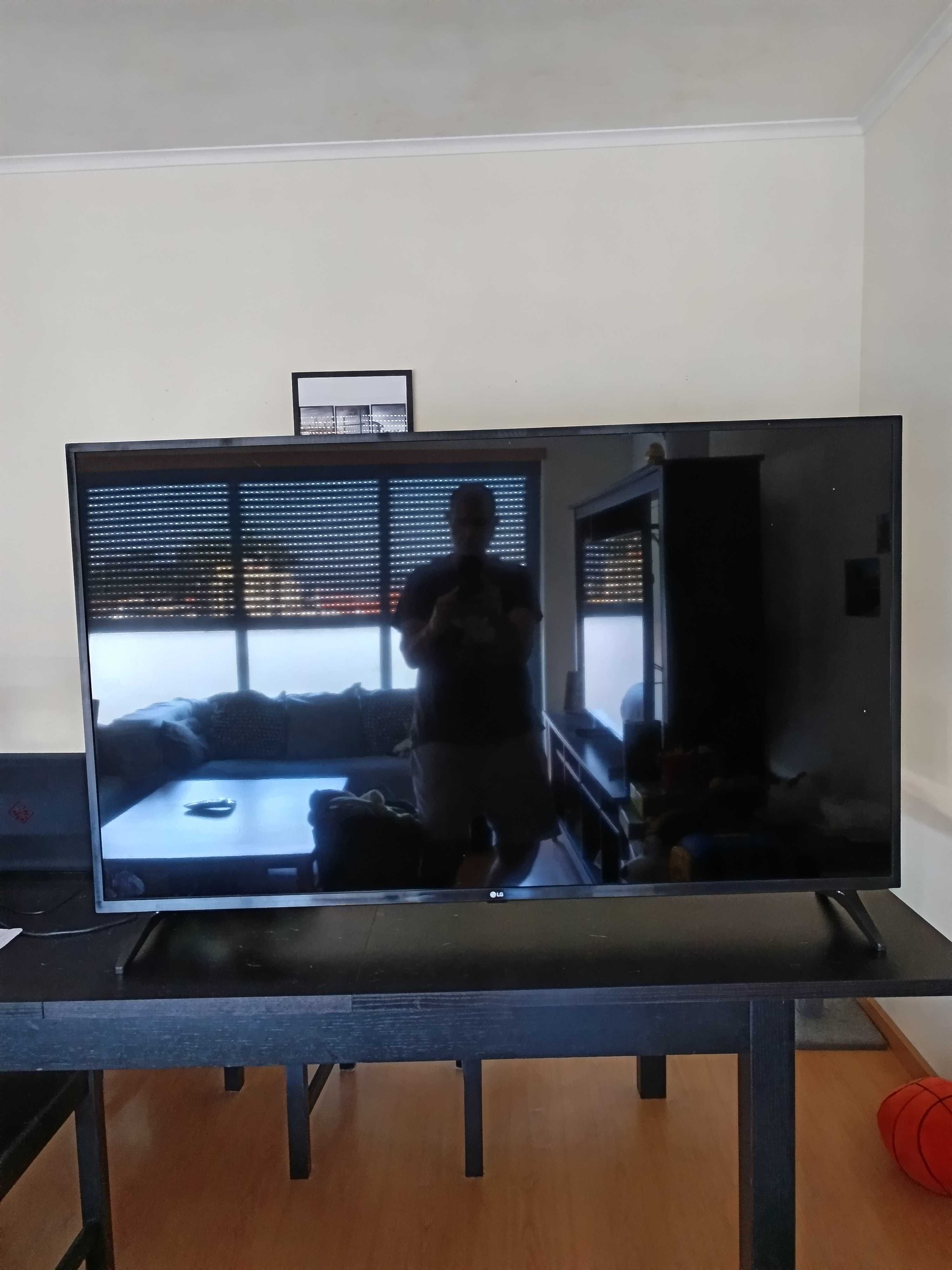 TV LG 55UQ75006LF (LED - 55'' - 140 cm - 4K Ultra HD - Smart TV)