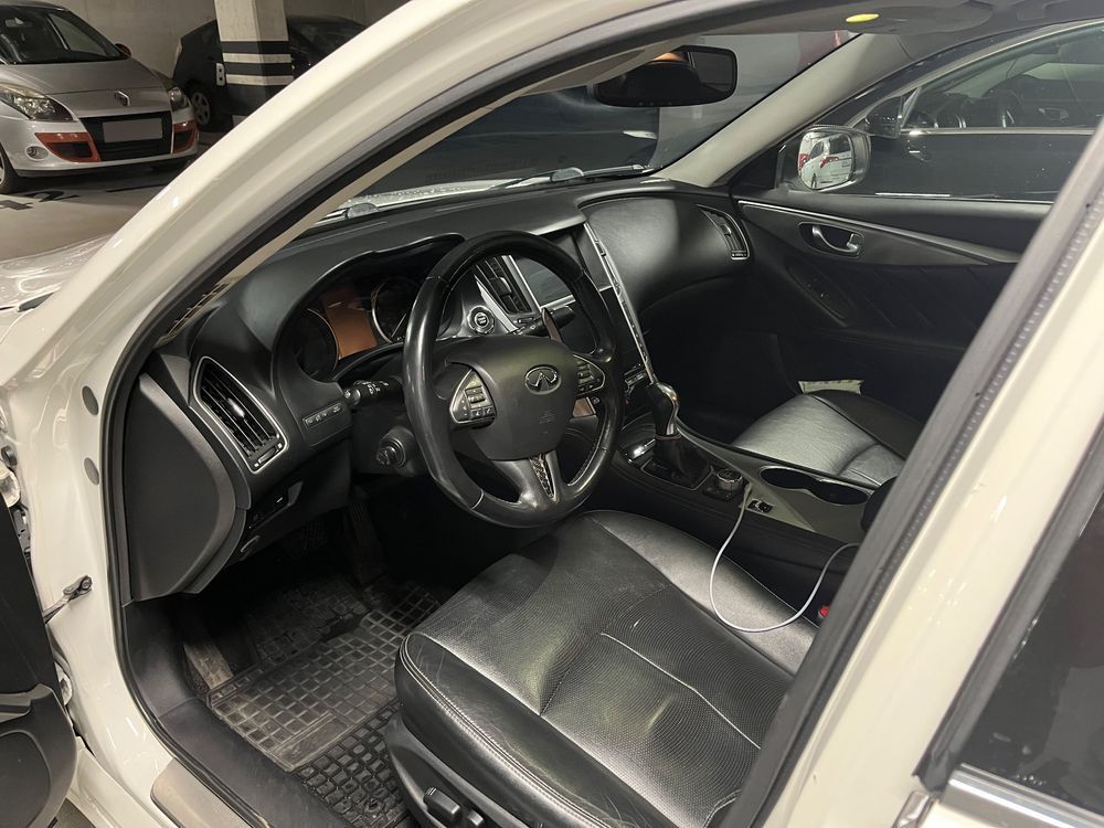 Infiniti Q50