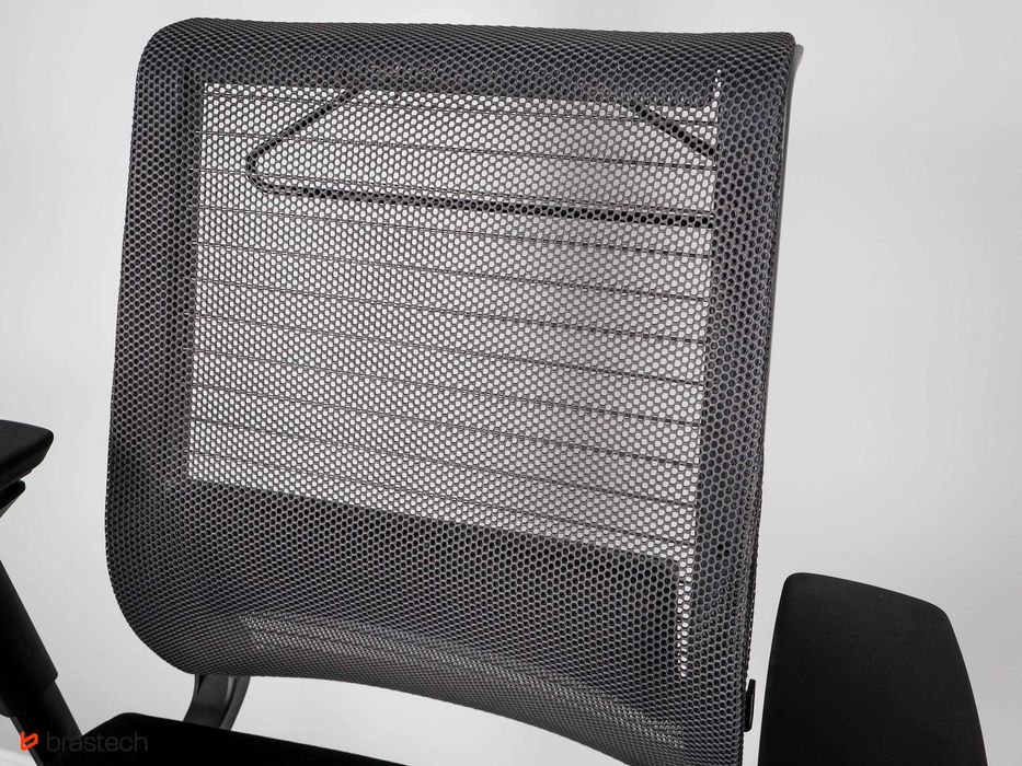 Fotel biurowy Steelcase Think Poleasingowy