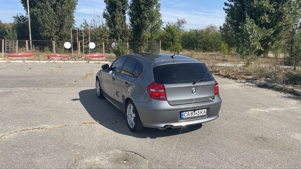 BMW 1 series 2.0 бензин