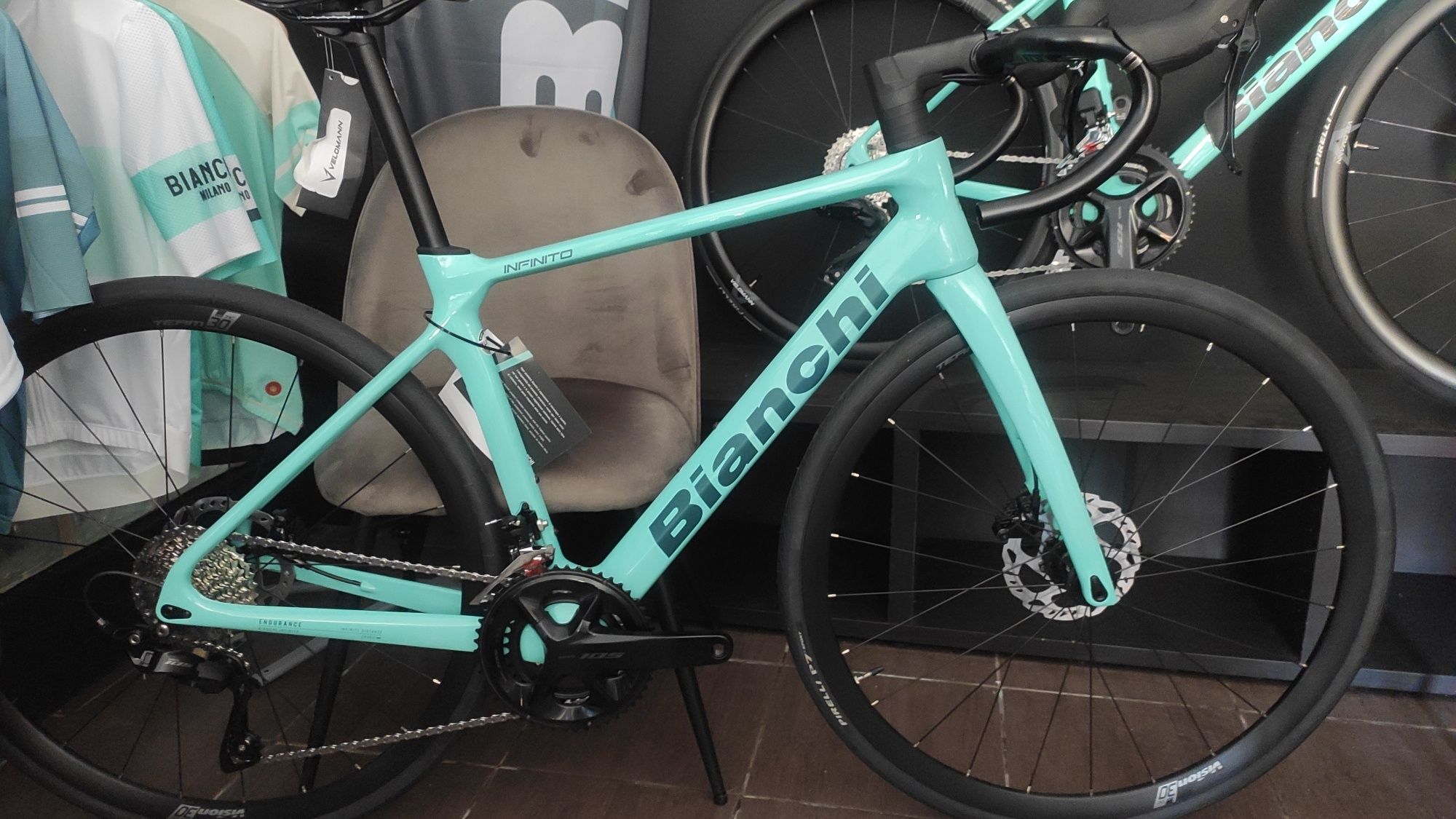 Nova Bianchi Infinito