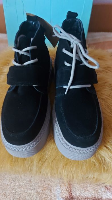 Жіночі, зимові, замшеві ботинки