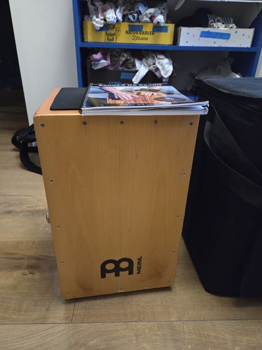 Cajon Meindl Pickup z możliwością podłączenia do wzmacniacza DODATKI