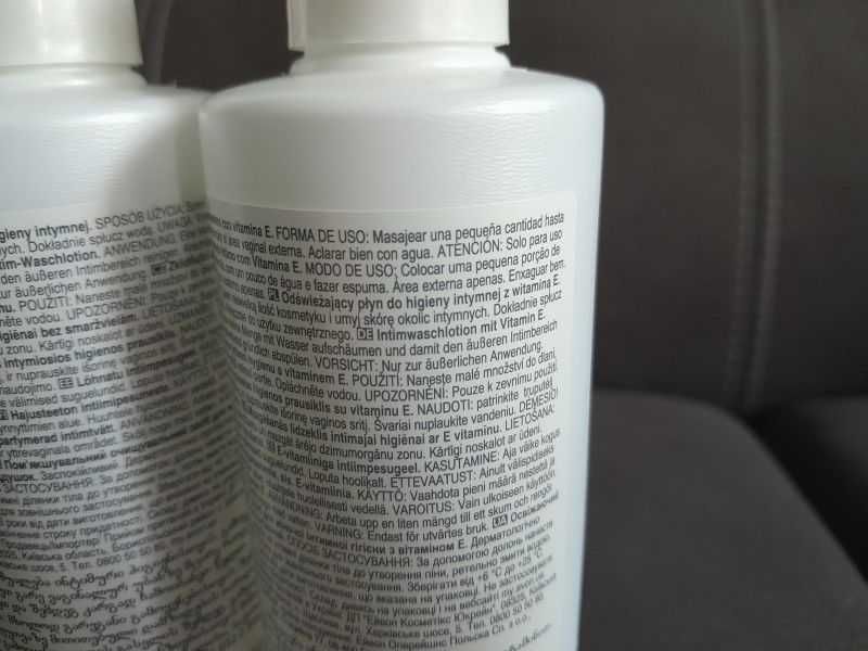Zestaw 3 sztuk płynów do higieny intymnej Avon Care Intimate 250ml.