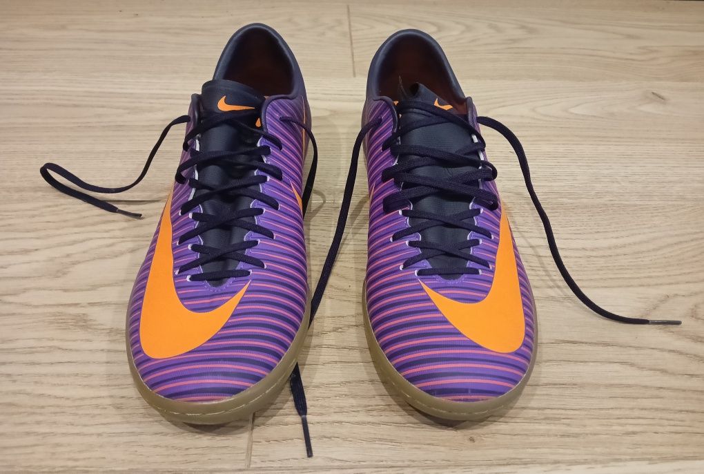 Halówki Nike Mercurial. Rozmiar 42,5