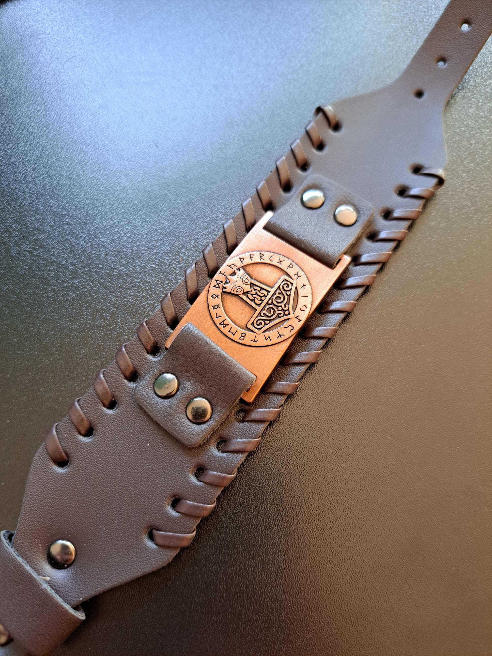 Nordycka Bransoleta Wiking Mjolnir