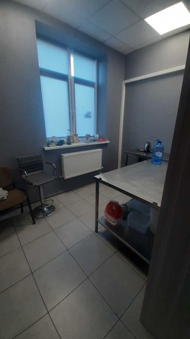 Здається в оренду приміщення вільного призначення ЖК Щасливий