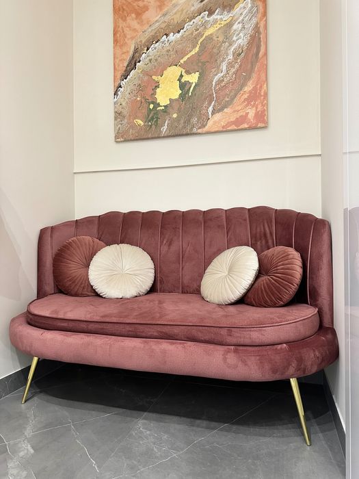 Sofa LIVIA -nie rozkładana , doskonała na poczekalnię