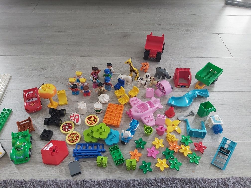 Wielki zestaw Lego Duplo Plac zabaw,Pizzeria,Auta,Minnie,Zoo