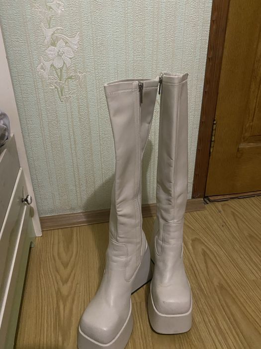 Стильные сапоги ,женские ,39 размер