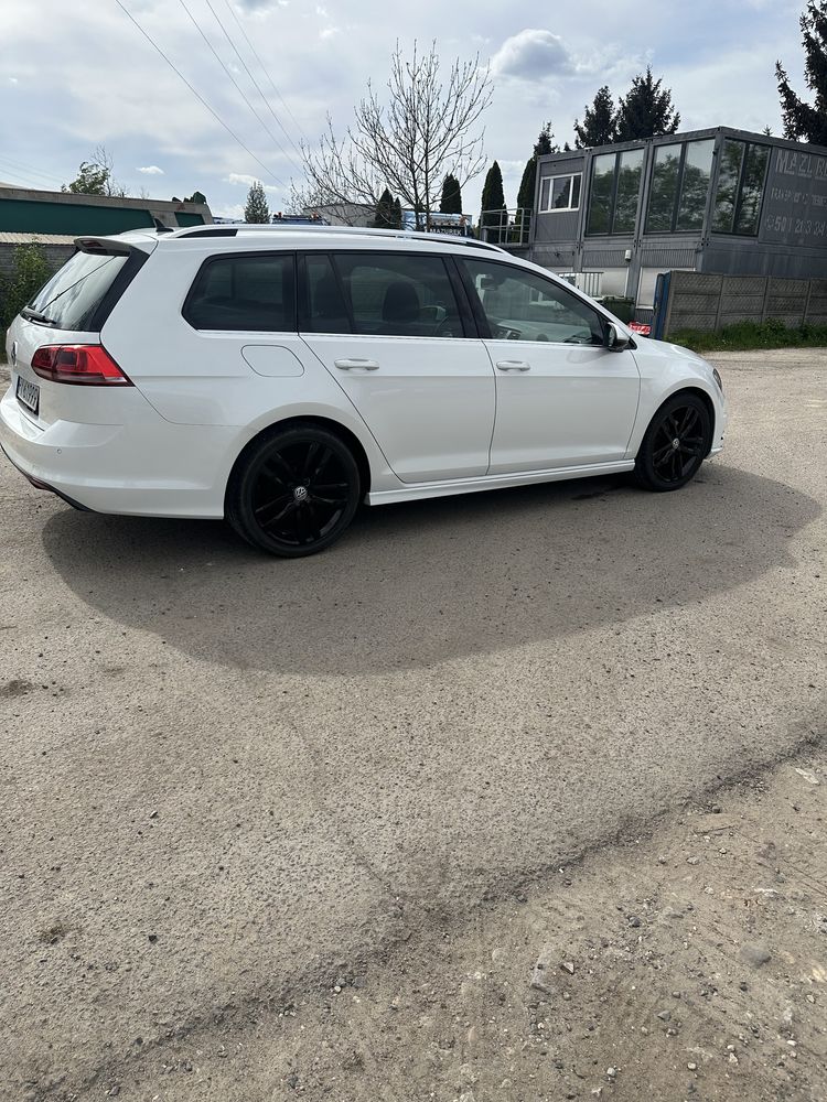 Volkswagen Golf VII pakiet R-Line