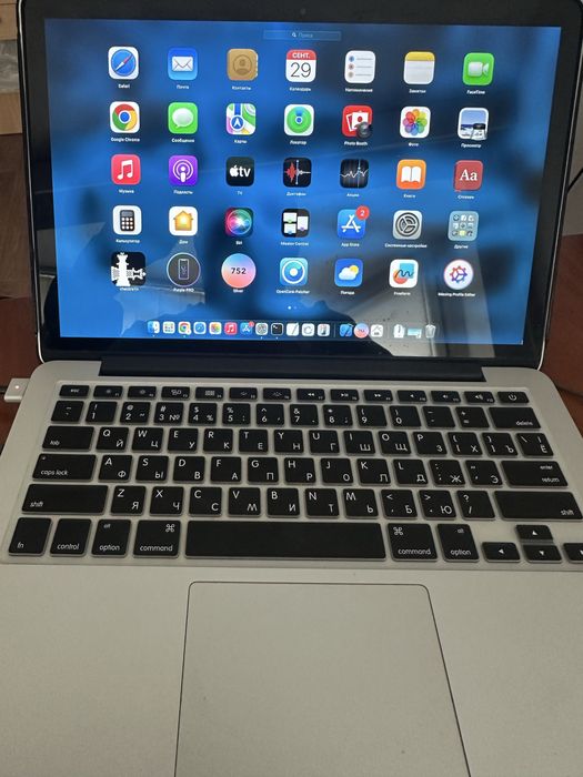 Продам Apple Macbook Pro A1425 500gb