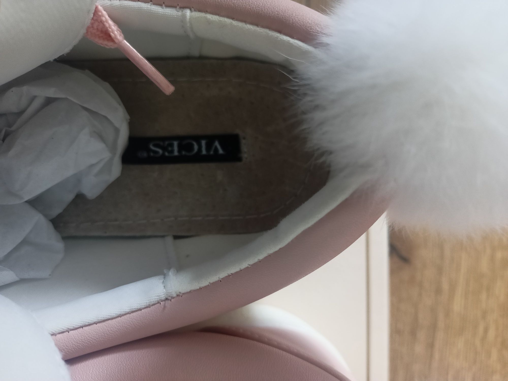 Nowe śliczne buty króliczki r.39(38) vices