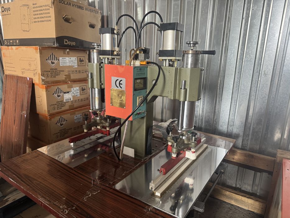 Станок СВЧ для виробництва натяжних стель