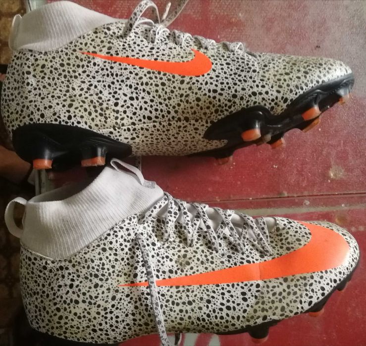 Бутсы Футбольные NIKE, Германия рр38-39 24см, также кроссовки и NiKe