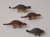 Dinossauros em pvc