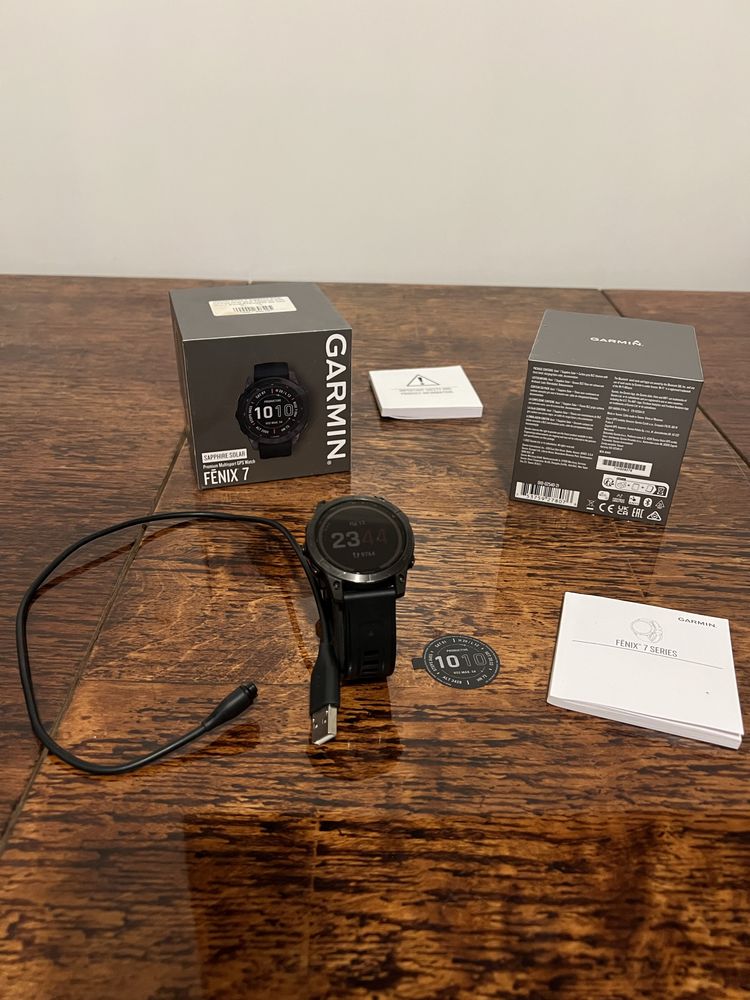 Garmin Fenix 7 – Sapphire Solar 47 мм Carbon Grey DLC Titanium з Black