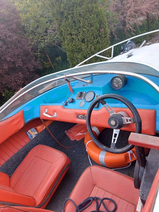 Sprzedam motorówkę