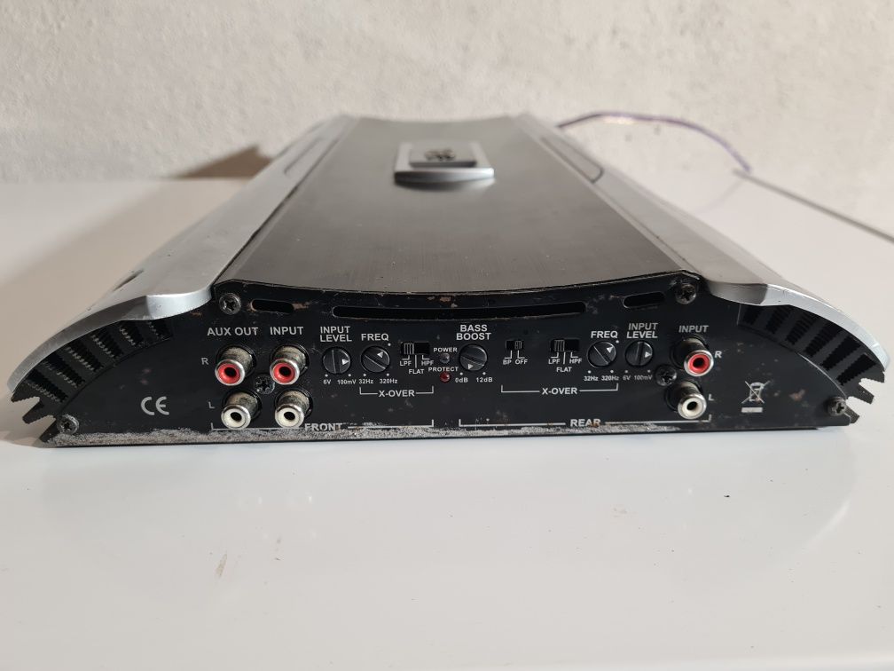 Amplificador JBL GTO 1004