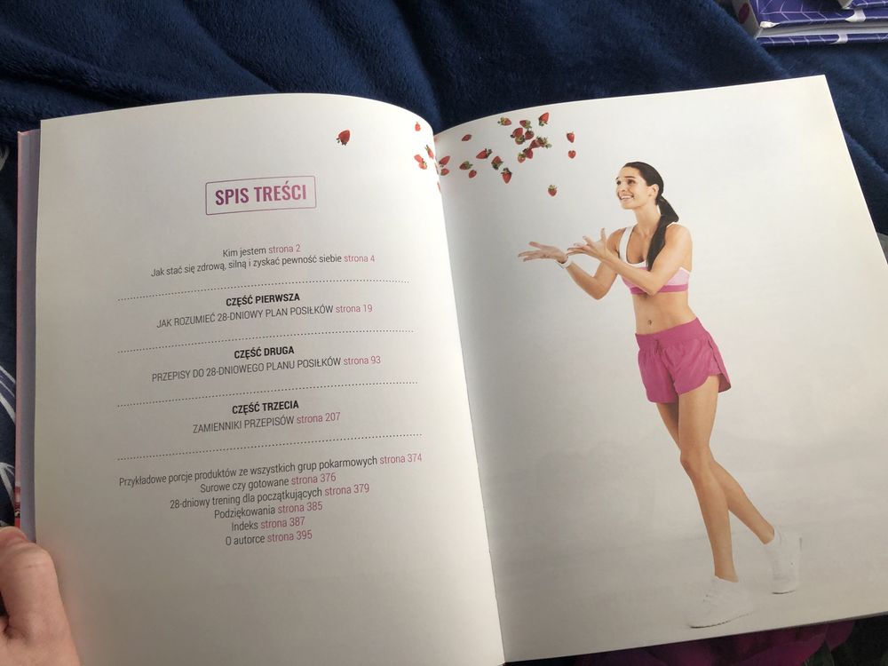 28 dni Przewodnik po zdrowym jedzeniu i stylu życia Kayla Itsines