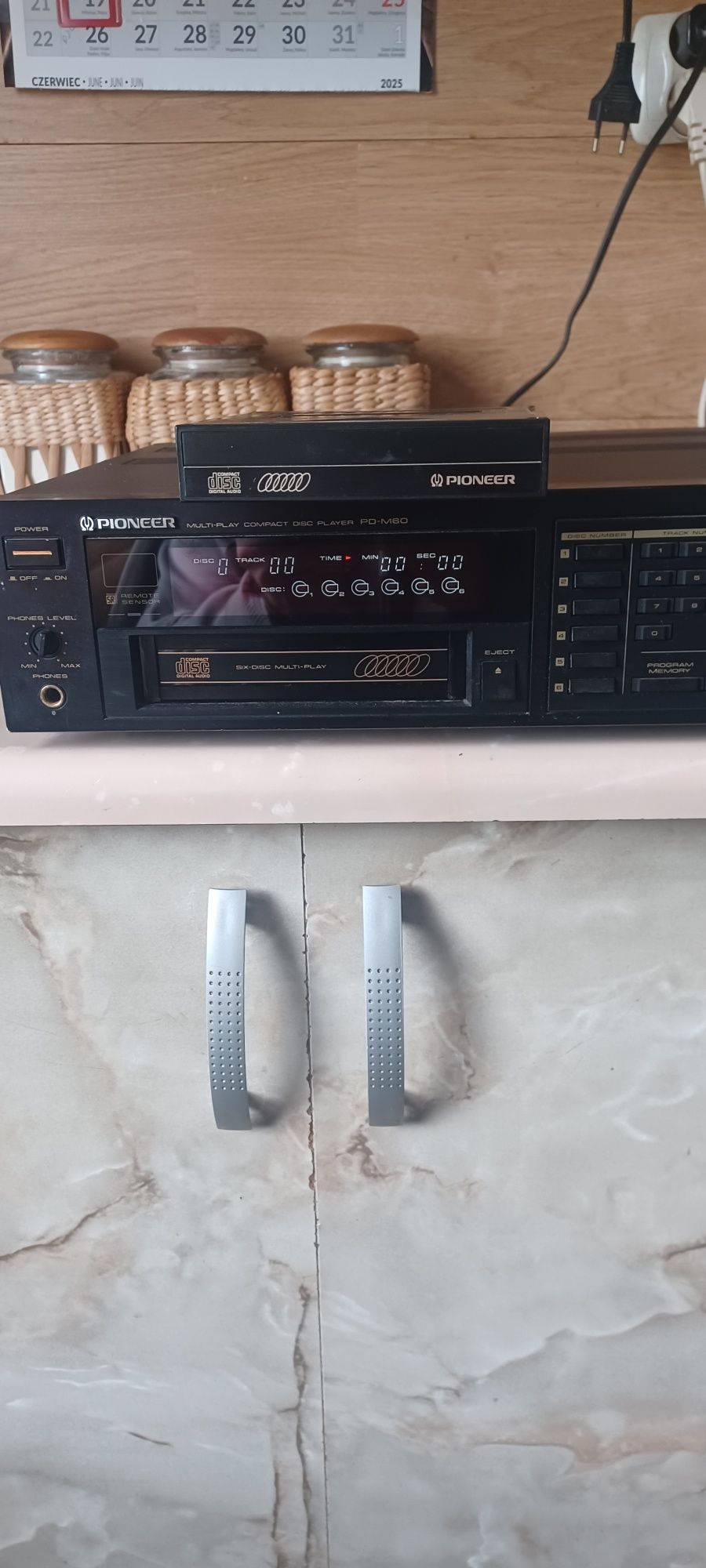 Sprzedam zmieniarkę płyt Cd