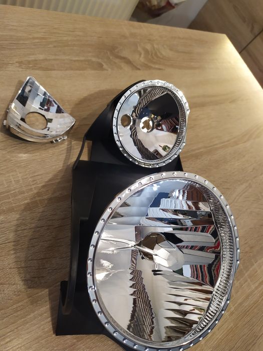 Odbłyśniki lampa seat Europa komplet prawy